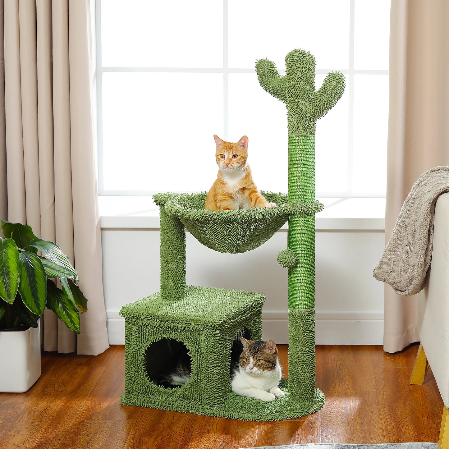 Arbre à chat en forme de cactus avec grand condo, hamac douillet, jouet suspendu et griffoirs en sisal – Tour compacte pour chats d’intérieur