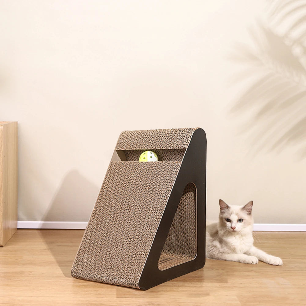 Griffoir Design Triangulaire avec Balle Tournante pour Chat